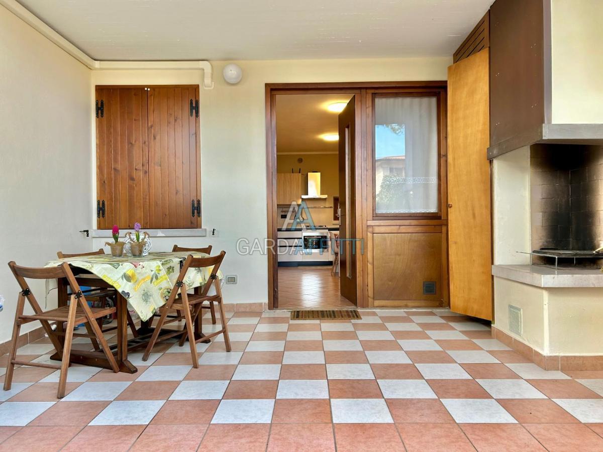 Perla Apartment - 3 Piscine E Un Bar - Desenzano Дезенцано-дель-Гарда Экстерьер фото